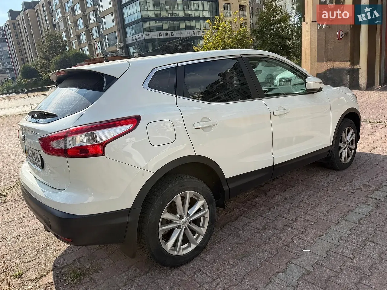 Nissan Qashqai 2014 photo 4