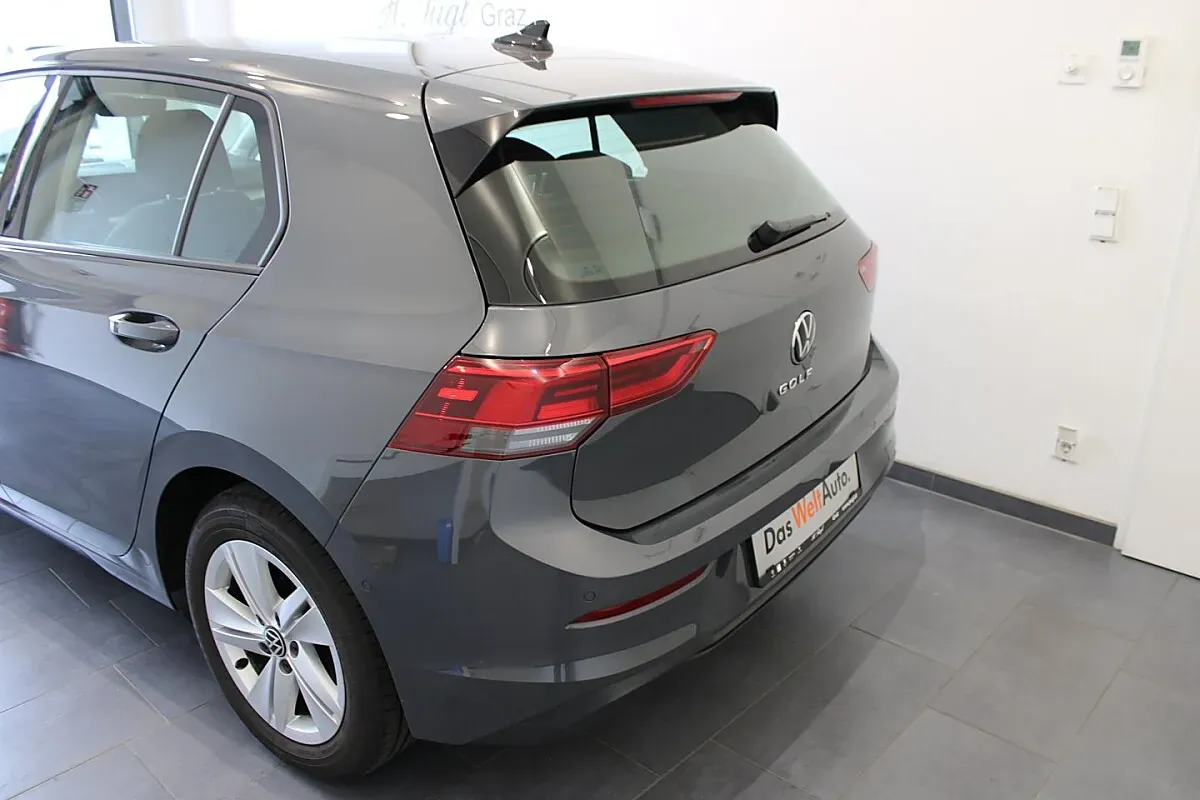 Volkswagen Golf 2023 photo 3