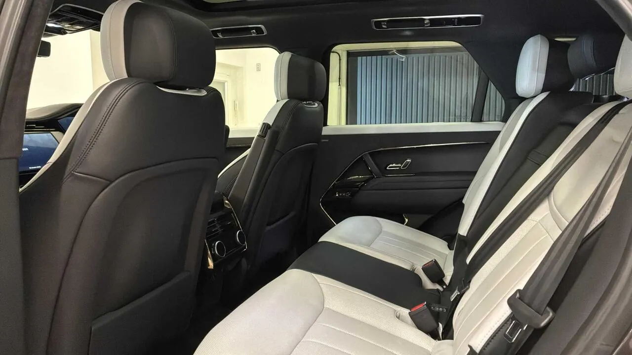 Land Rover Range Rover Sport 2023 photo 4
