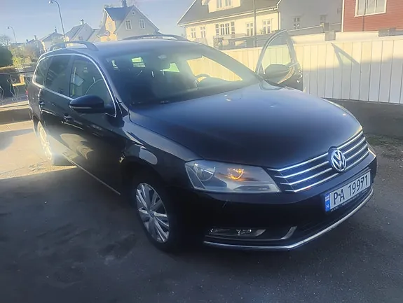 Volkswagen Passat 2012 photo 3