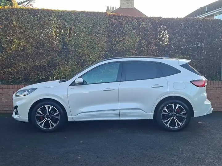 Ford Kuga 2023 photo 4