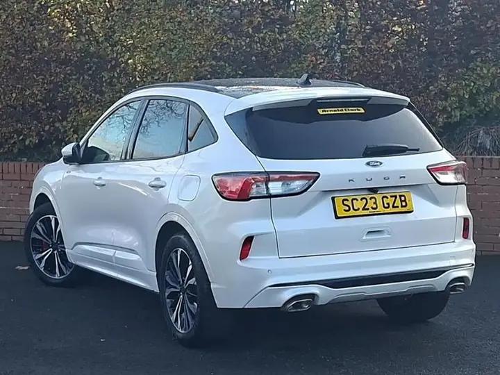 Ford Kuga 2023 photo 2
