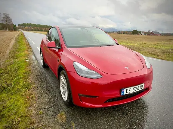 Tesla Model Y 2022 photo 4