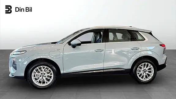 Audi Q3 2026 photo 2
