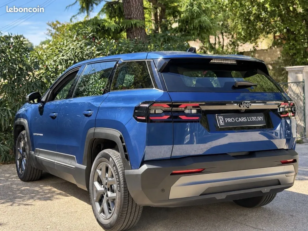 Jeep Compass 2026 photo 4