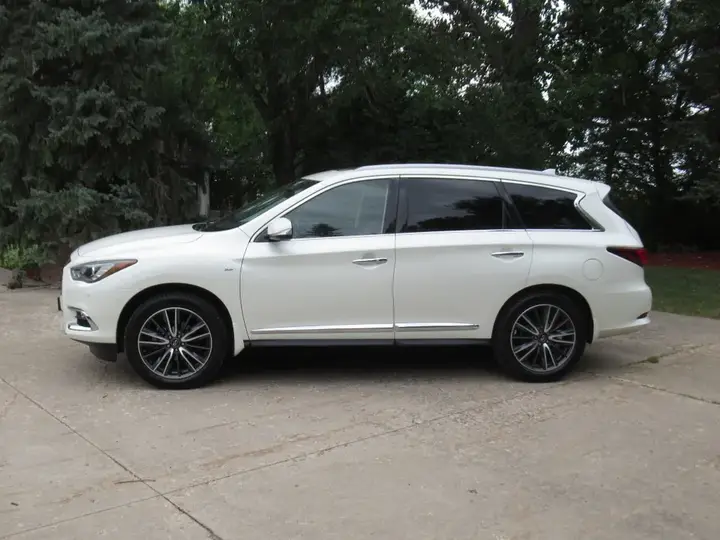 Infiniti Qx60 2017 photo 2
