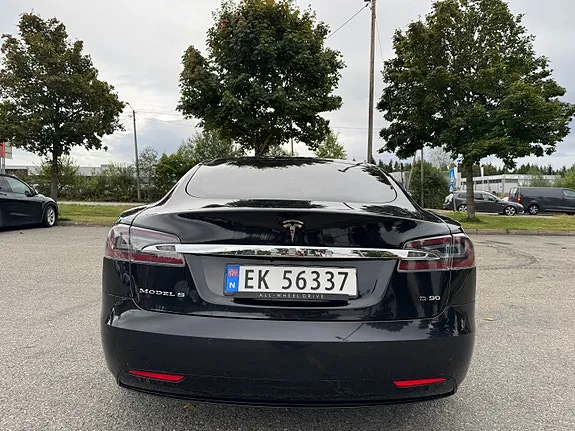 Tesla Model S 2017 photo 3