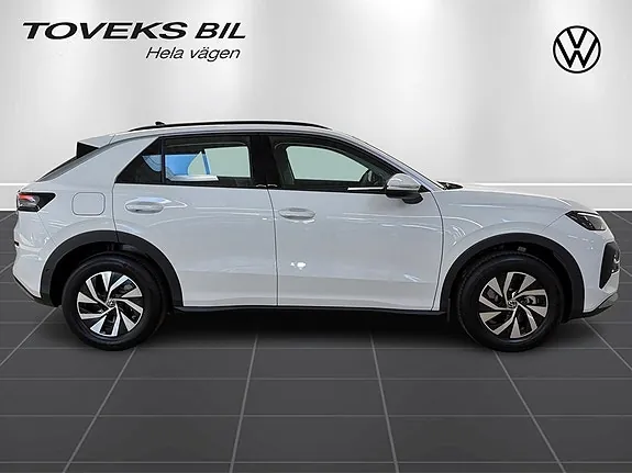 Volkswagen T-Roc 2026 photo 2