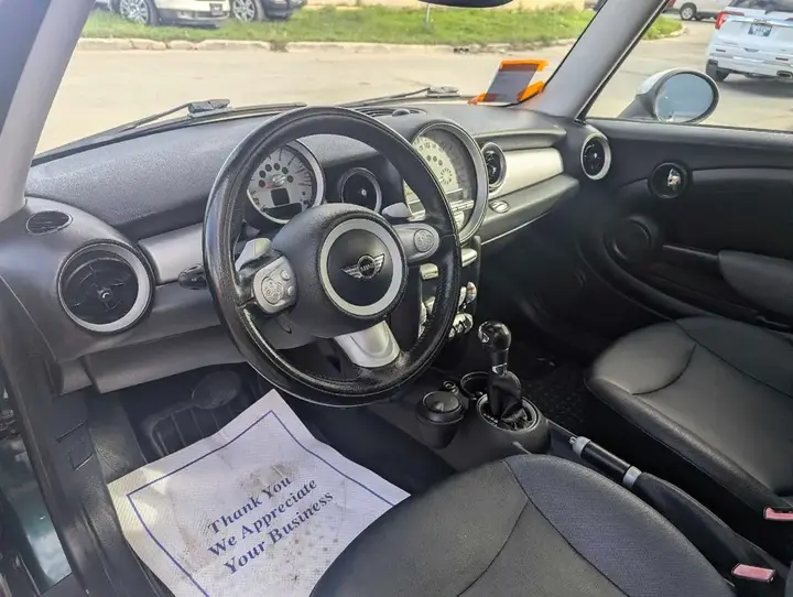 Mini Cooper S 2009 photo 4