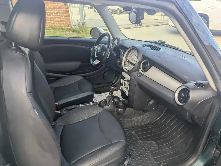 Mini Cooper S 2009 photo 3