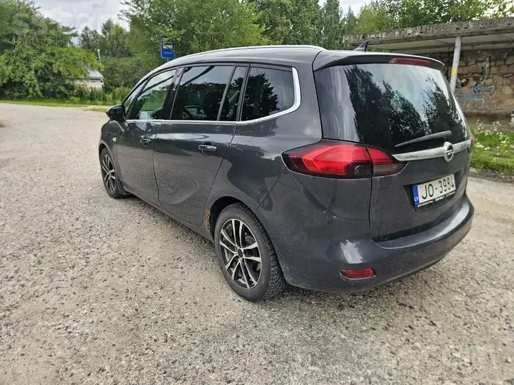 Opel Zafira 2013 photo 3