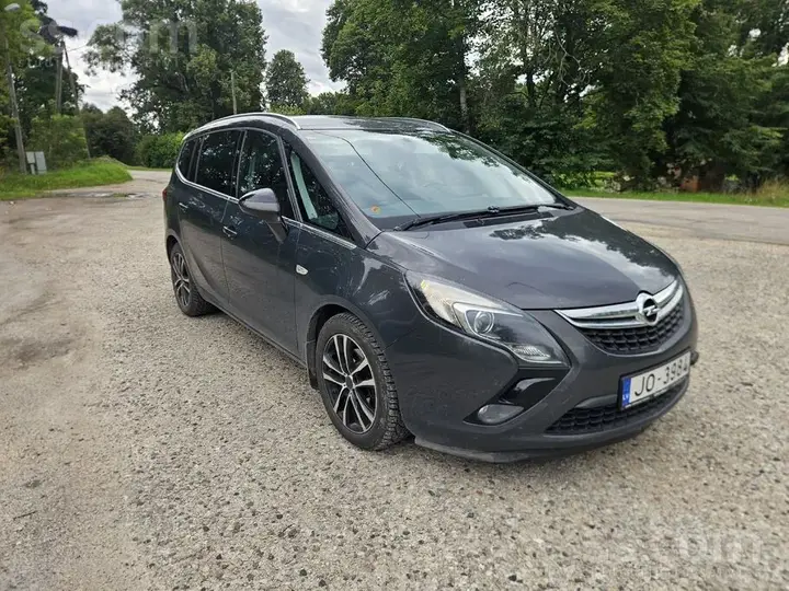 Opel Zafira 2013 photo 2