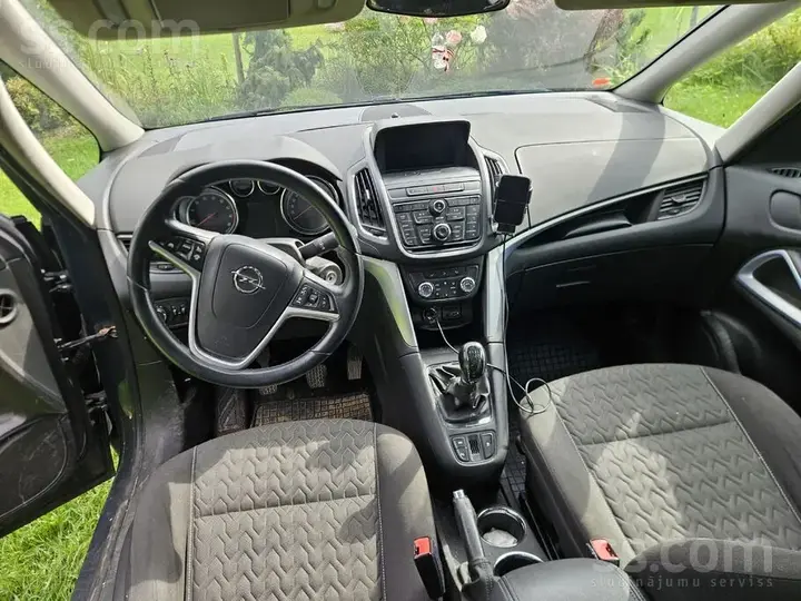 Opel Zafira 2013 photo 5