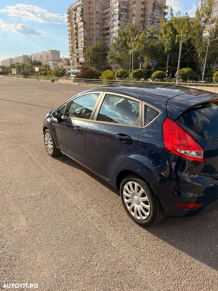 Ford Fiesta 2011 photo 5