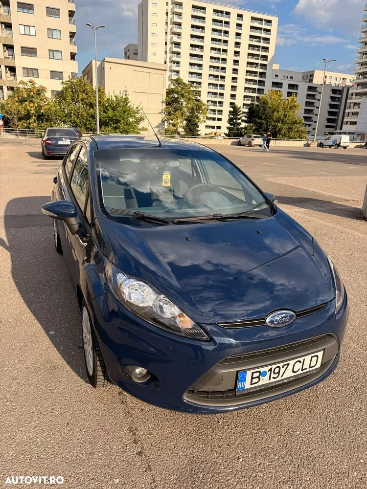 Ford Fiesta 2011 photo 3