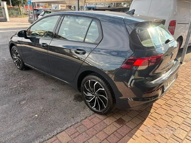 Volkswagen Golf 2022 photo 4