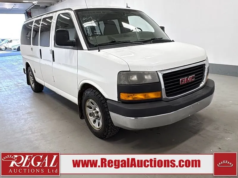 GMC Savana 2013 photo 2