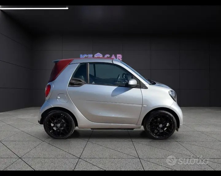 Smart Fortwo 2018 photo 4