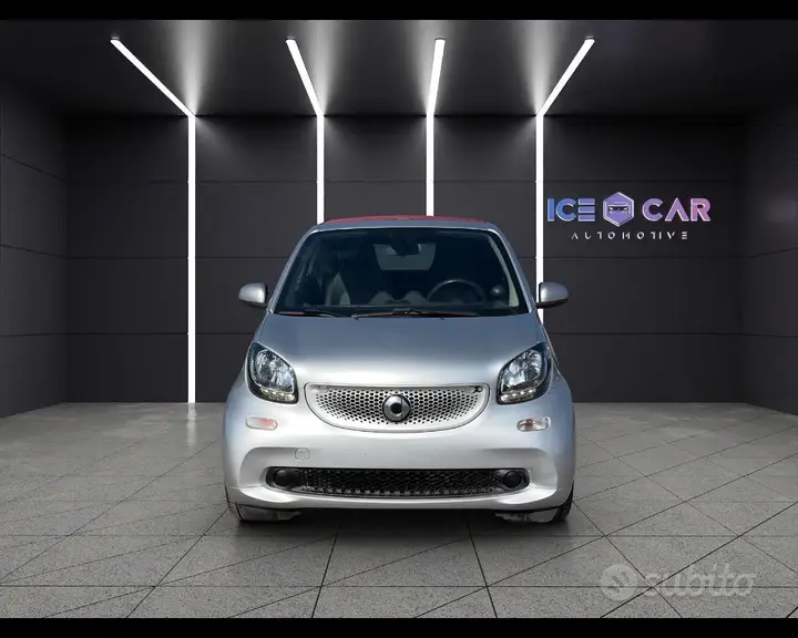 Smart Fortwo 2018 photo 2