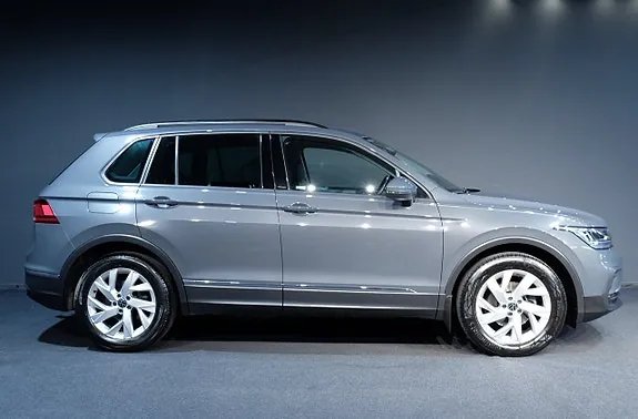 Volkswagen Tiguan 2022 photo 2