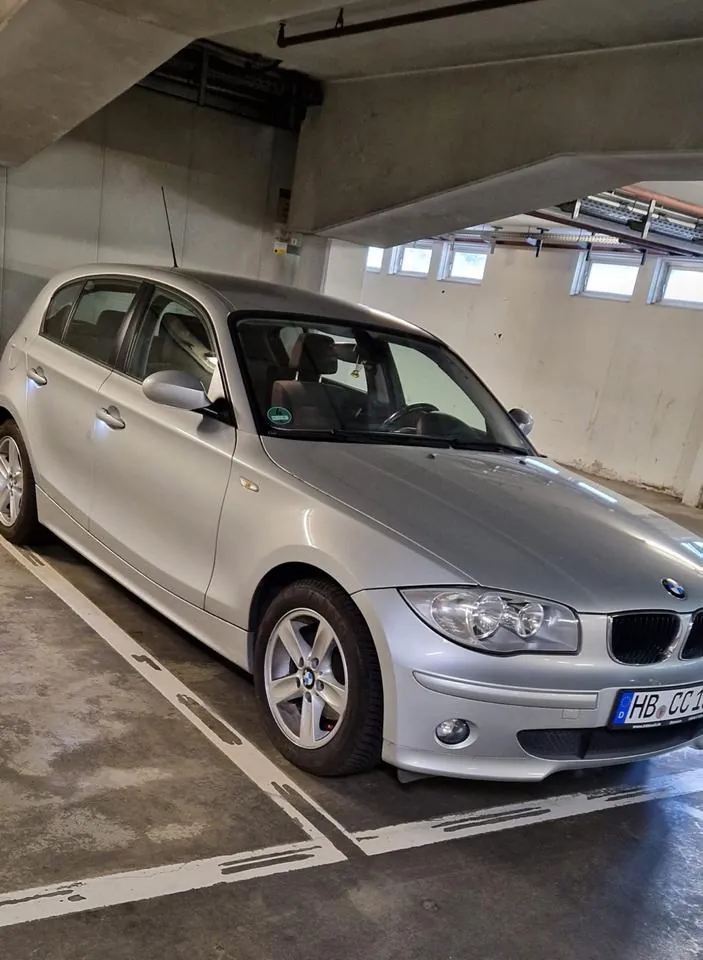 BMW 116I E87