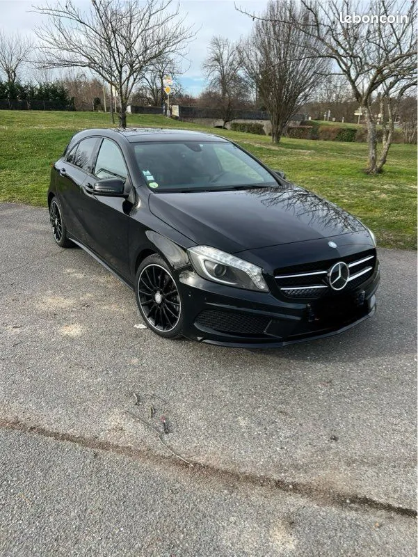 Mercedes-Benz A 2014 photo 2