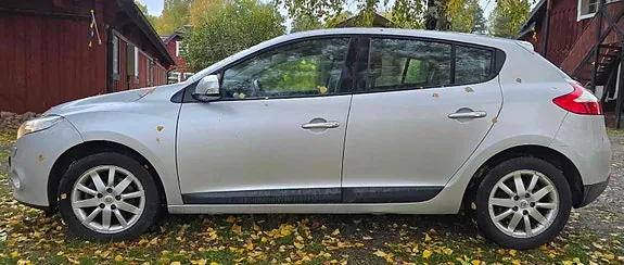 Renault Megane Iii 2011 photo 4