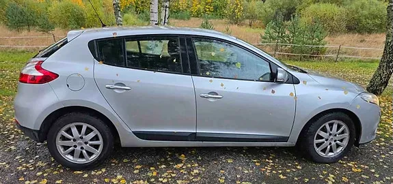 Renault Megane Iii 2011 photo 2