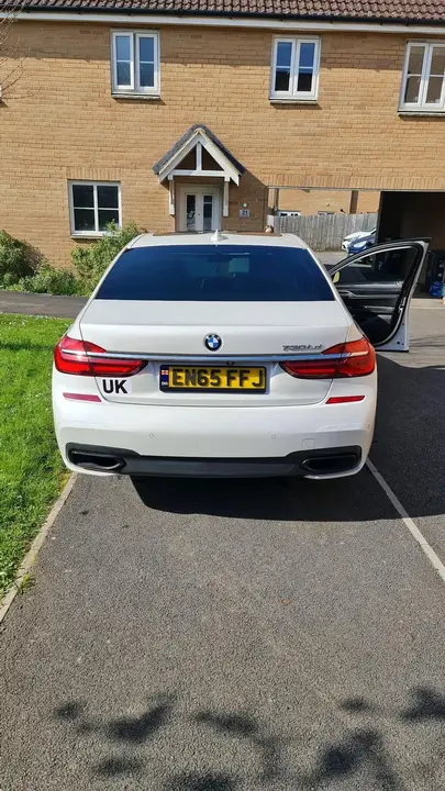 BMW 7 Series 2015 photo 3
