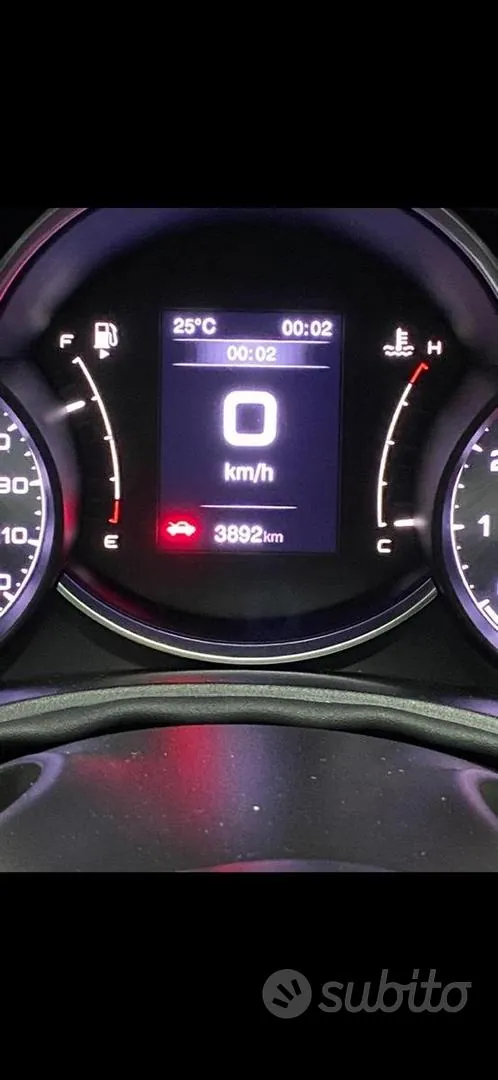 Fiat 500X 2023 photo 2