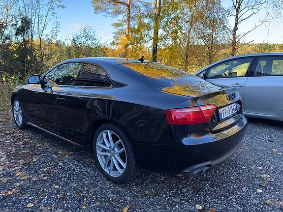 Audi A5 2009 photo 3
