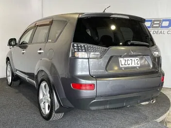 Mitsubishi Outlander 2006 photo 5