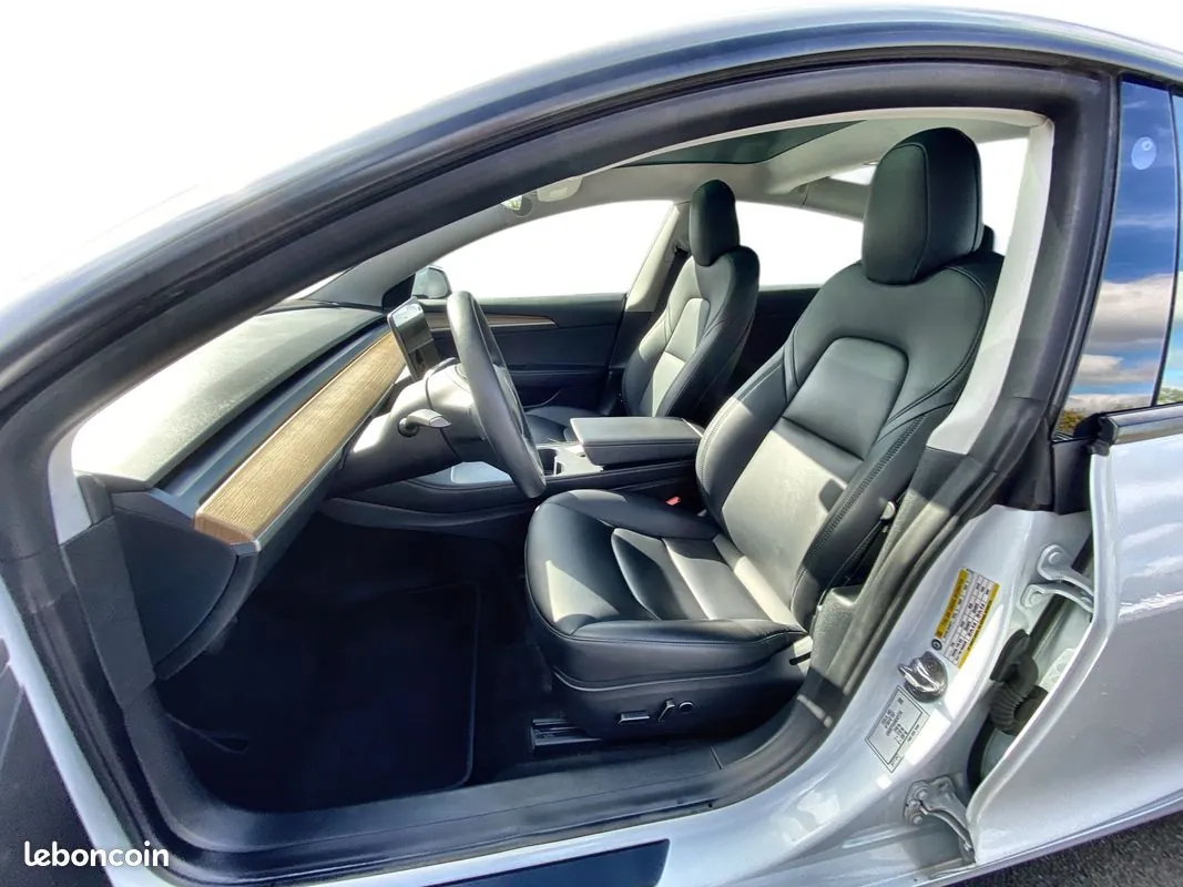 Tesla Model 3 2021 photo 4