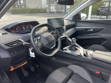 Peugeot 3008 2022 photo 3
