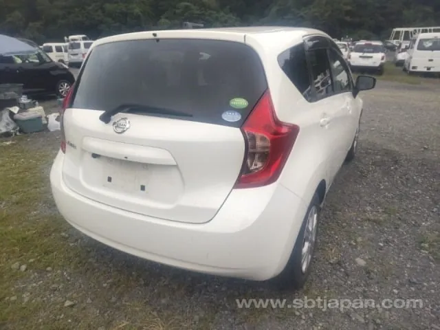 Nissan Note 2016 photo 3