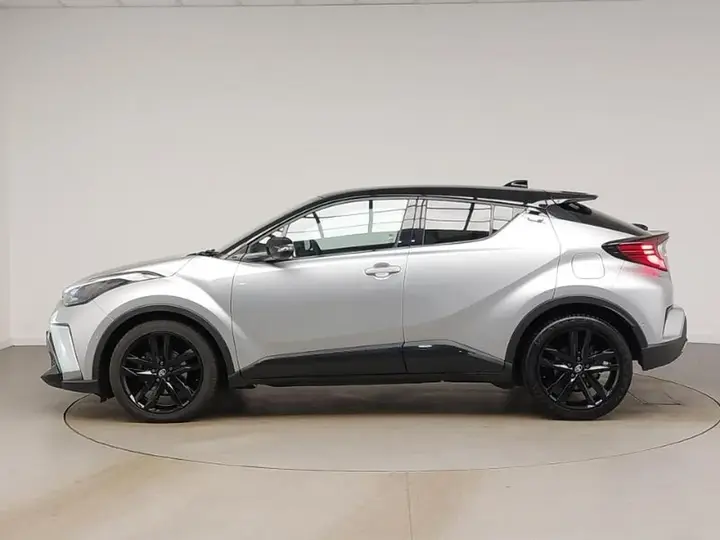 Toyota C-Hr 2023 photo 4