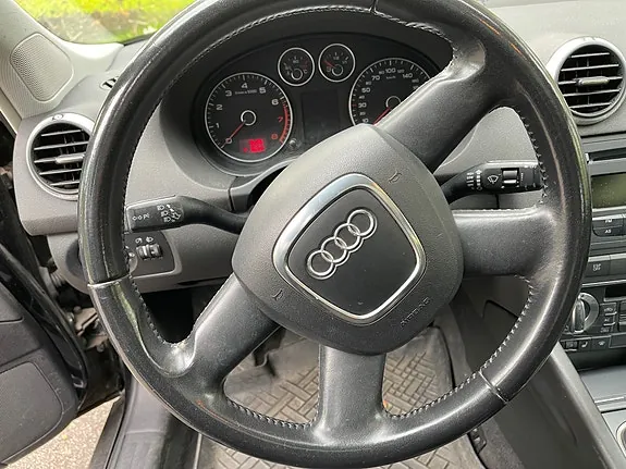 Audi A3 2009 photo 2