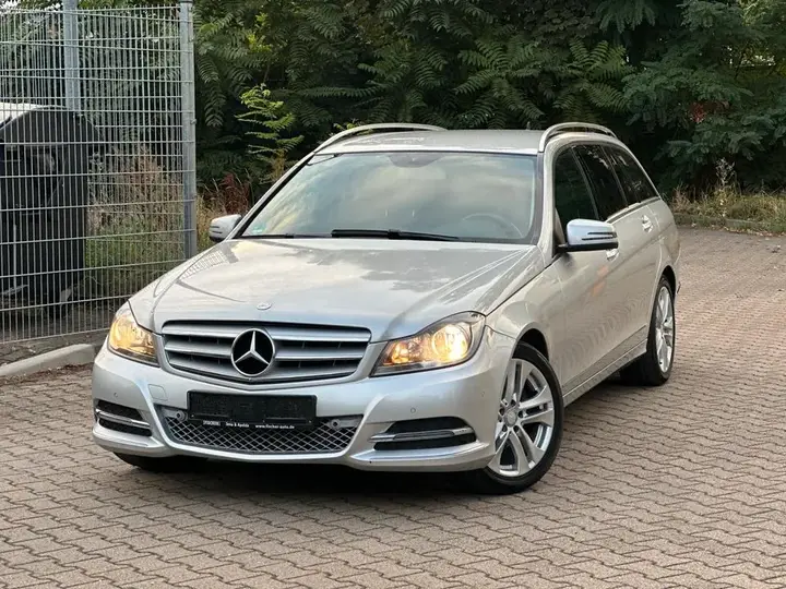 Mercedes-Benz C 200D