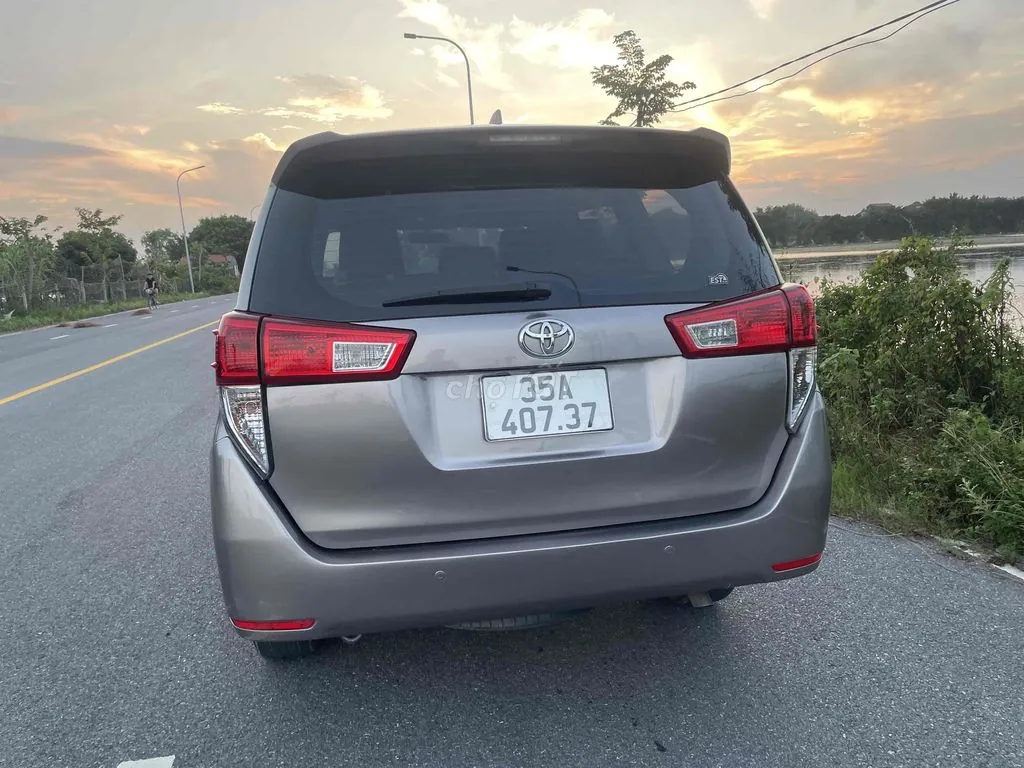 Toyota Innova 2017 photo 4