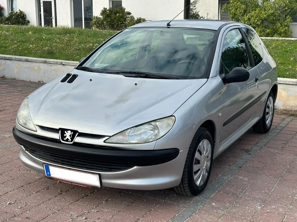 Peugeot 206 2001 photo 3