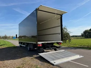 Mitsubishi Fuso 2022 photo 3
