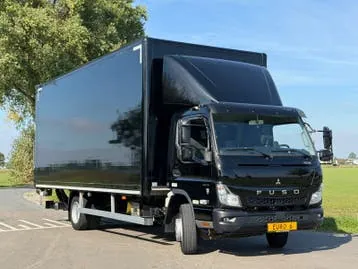 Mitsubishi Fuso 2022 photo 2