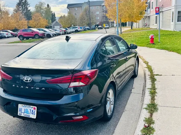 Hyundai Elantra 2020 photo 3