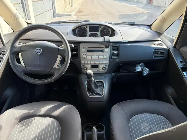 Lancia Musa 2008 photo 4