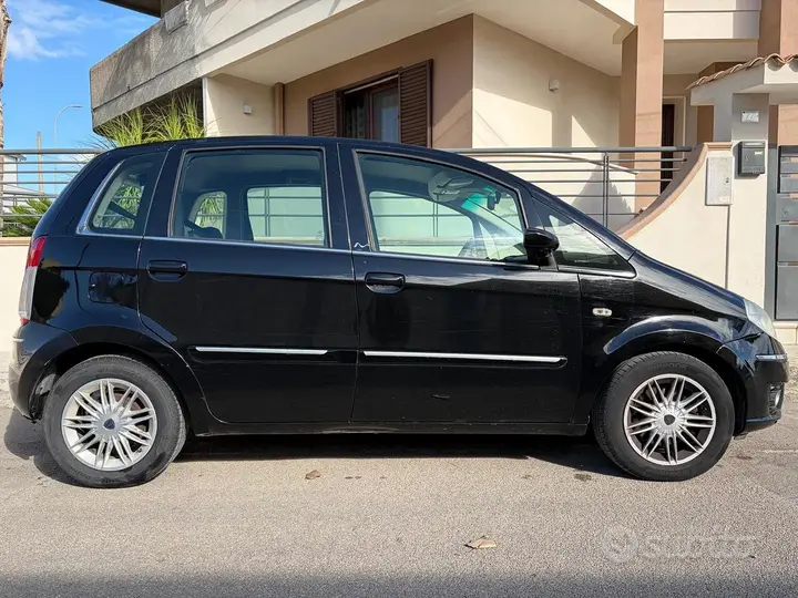Lancia Musa 2008 photo 2