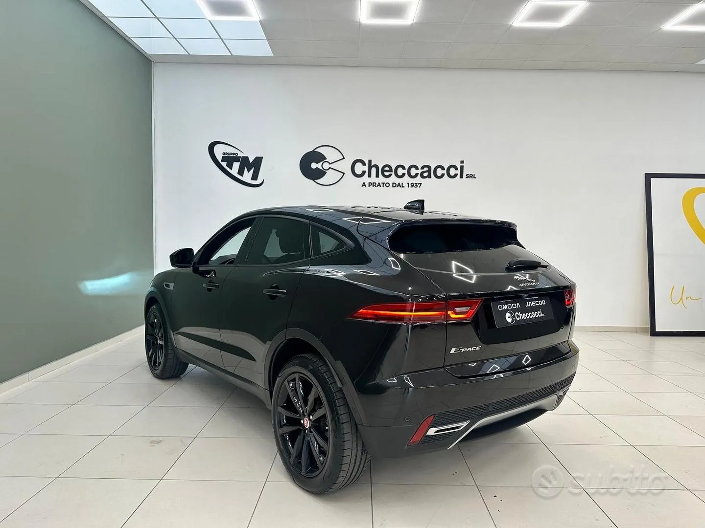Jaguar E-Pace 2021 photo 4