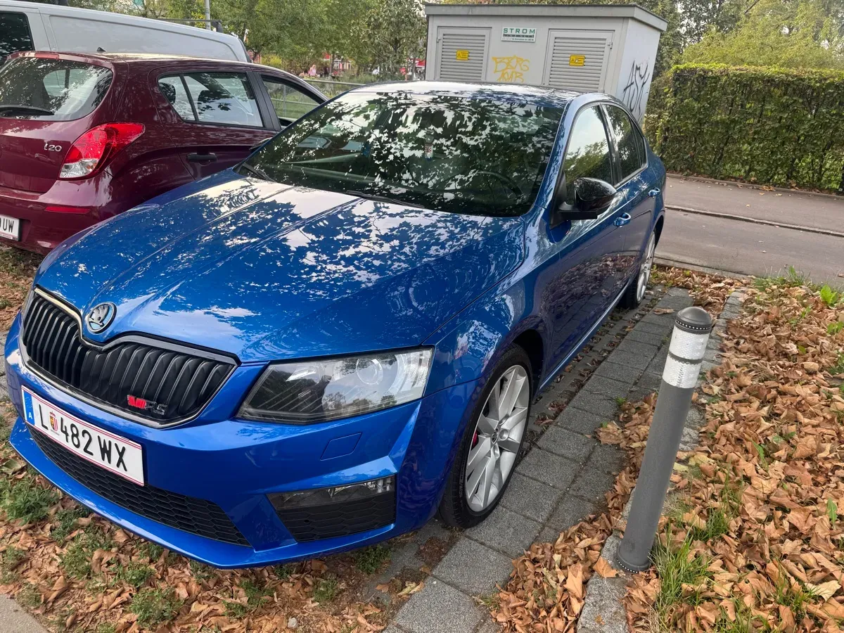 Skoda Octavia 2013 photo 2