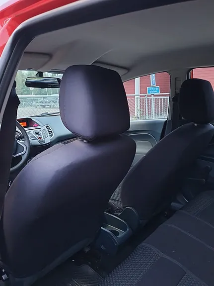 Ford Fiesta 2011 photo 5