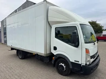 Nissan Cabstar