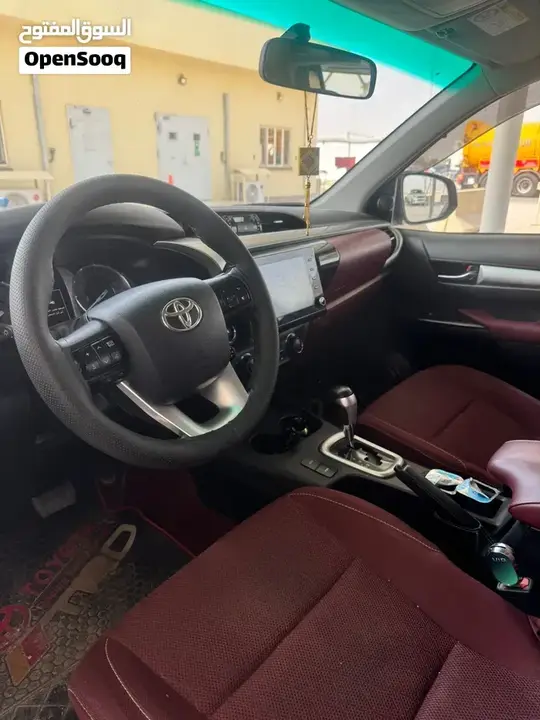 Toyota Hilux 2022 photo 2